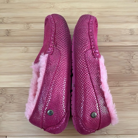 Ugg Slippers - Picture 2 of 10